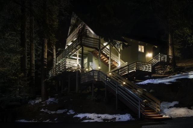 ヨセミテ・ウェスト Yosemite Hideaway Aヴィラ 部屋 写真