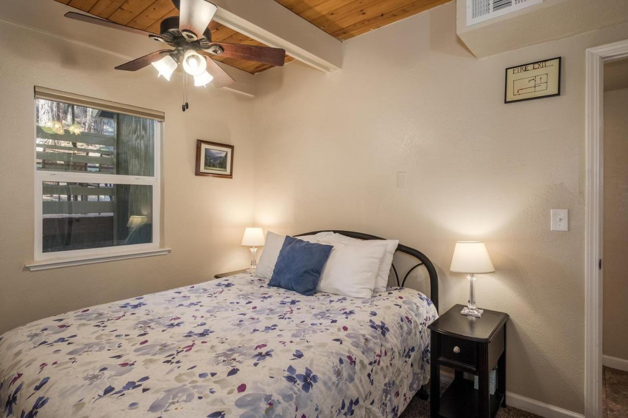 ヨセミテ・ウェスト Yosemite Hideaway Aヴィラ エクステリア 写真